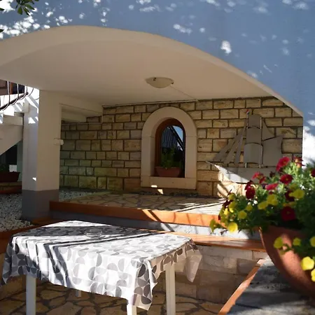 Vila Jelena - Studio For 2 To 3 Persons In Sv Filip I Jakov Sveti Filip i Jakov