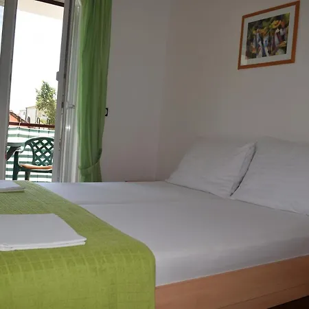 Vila Jelena - Studio For 2 To 3 Persons In Sv Filip I Jakov *
